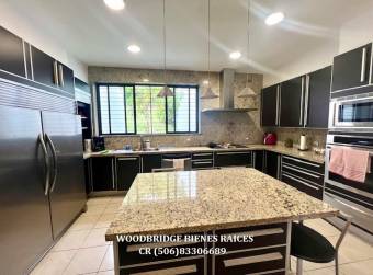 Casa de lujo en venta Escazu San Rafael $1.400.000 /en condominio, amenidades Casa de lujo en venta Escazu San Rafael $1.400.000 /en condominio, amenidades