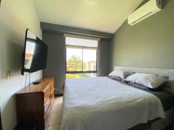 Se alquila moderno apartamento amoblado en Santa Ana 26-82