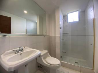 Se alquila moderno apartamento en condominio de Santa Ana 25,1554 Se alquila moderno apartamento en condominio de Santa Ana 25,1554