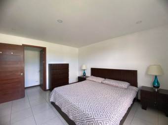 Se alquila moderno apartamento en condominio de Santa Ana 25,1554 Se alquila moderno apartamento en condominio de Santa Ana 25,1554