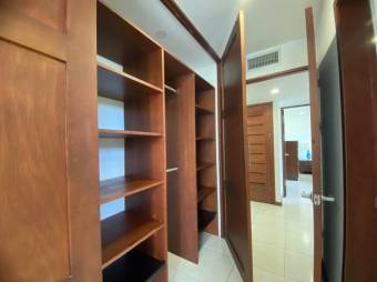 Se alquila moderno apartamento en condominio de Santa Ana 25,1554 Se alquila moderno apartamento en condominio de Santa Ana 25,1554
