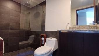 Se alquila moderno apartamento amoblado en Torre Los Yoses 26-69