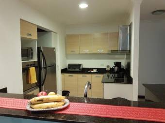 Se alquila apartamento amoblado en condominio de Uruca Santa Ana 25-1996