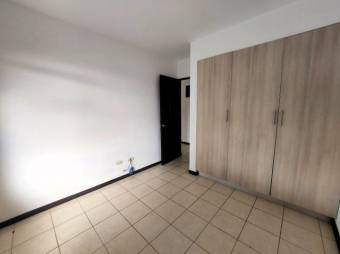 Se vende casa esquinera con patio en San Francisco Heredia 25-2038 Se vende casa esquinera con patio en San Francisco Heredia 25-2038