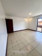 Casa amplia en alquiler Escazu San Rafael $1.900 IVA, en condominio