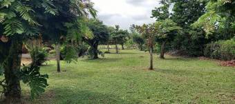 VENDO bella quinta 3.000 metros-- en TURRUBARES