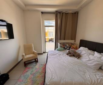 House for sale in the Vía Heredia Condominium, San Pablo de Heredia.