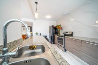 Se vende moderna casa con patio en Ciudad Colón 26-49 Se vende moderna casa con patio en Ciudad Colón 26-49