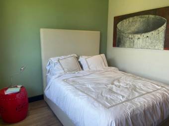 Se vende moderna casa con patio en condominio de Santa Ana 23-361 Se vende moderna casa con patio en condominio de Santa Ana 23-361