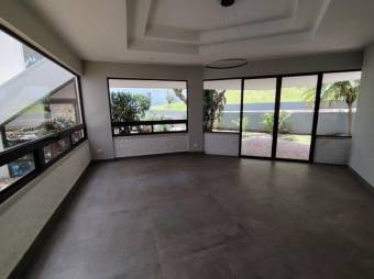 Se vende casa de lujo con amplio lote en San Rafael Escazú 25-1526 Se vende casa de lujo con amplio lote en San Rafael Escazú 25-1526