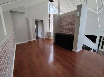 Se vende casa de lujo con amplio lote en San Rafael Escazú 25-1526 Se vende casa de lujo con amplio lote en San Rafael Escazú 25-1526