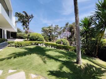 Se vende casa de lujo con amplio lote en San Rafael Escazú 25-1526 Se vende casa de lujo con amplio lote en San Rafael Escazú 25-1526