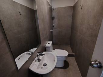 Se vende casa de lujo con amplio lote en San Rafael Escazú 25-1526 Se vende casa de lujo con amplio lote en San Rafael Escazú 25-1526