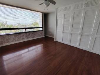 Se vende casa de lujo con amplio lote en San Rafael Escazú 25-1526 Se vende casa de lujo con amplio lote en San Rafael Escazú 25-1526