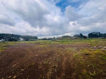 Se vende amplio lote de 1.7 hectáreas en Barva Heredia 25-957 Se vende amplio lote de 1.7 hectáreas en Barva Heredia 25-957
