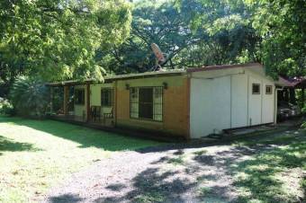 Se vende lote de 5,640m2 con uso residencial en Brasil Santa Ana 24-395 Se vende lote de 5,640m2 con uso residencial en Brasil Santa Ana 24-395