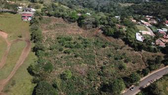 Se vende lote con mas de 2 hectáreas en Santiago de Puriscal 24-898 Se vende lote con mas de 2 hectáreas en Santiago de Puriscal 24-898