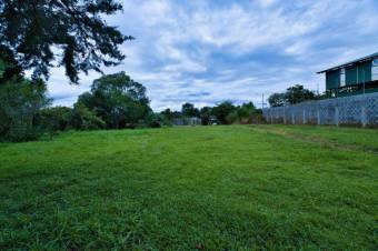 Se vende lote con mas de 10,500m2 en San Isidro Heredia 25-1376 Se vende lote con mas de 10,500m2 en San Isidro Heredia 25-1376