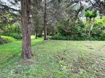 Se vende lote con mas de 10,500m2 en San Isidro Heredia 25-1376 Se vende lote con mas de 10,500m2 en San Isidro Heredia 25-1376