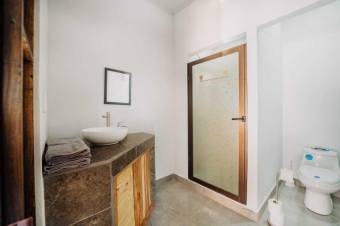 Se vende amplio hotel para inversión en Playa Avellanas 25-2005, $ 1,150,000, 4, Guanacaste, Santa Cruz