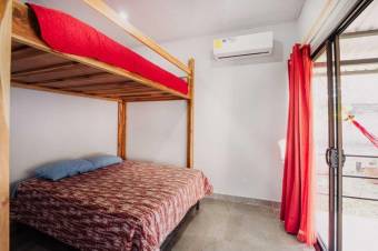 Se vende amplio hotel para inversión en Playa Avellanas 25-2005, $ 1,150,000, 4, Guanacaste, Santa Cruz