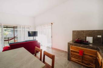 Se vende amplio hotel para inversión en Playa Avellanas 25-2005, $ 1,150,000, 4, Guanacaste, Santa Cruz