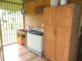 Se vende propiedad con 10,000m2 de lote en San Isidro Heredia 23-3548 Se vende propiedad con 10,000m2 de lote en San Isidro Heredia 23-3548