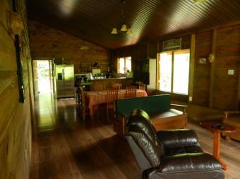 Se vende propiedad con 10,000m2 de lote en San Isidro Heredia 23-3548 Se vende propiedad con 10,000m2 de lote en San Isidro Heredia 23-3548