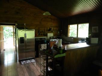 Se vende propiedad con 10,000m2 de lote en San Isidro Heredia 23-3548 Se vende propiedad con 10,000m2 de lote en San Isidro Heredia 23-3548