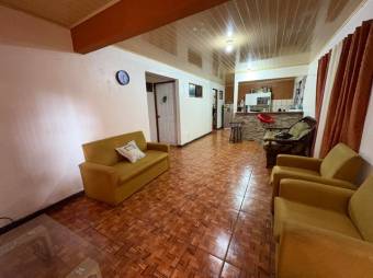 Se vende propiedad con 8 apartamentos en Ipis Goicoechea 25-1142 Se vende propiedad con 8 apartamentos en Ipis Goicoechea 25-1142