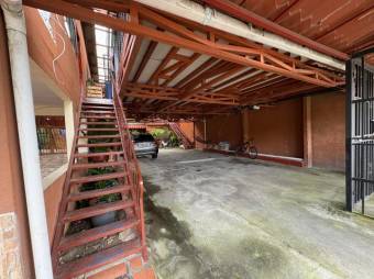 Se vende propiedad con 8 apartamentos en Ipis Goicoechea 25-1142 Se vende propiedad con 8 apartamentos en Ipis Goicoechea 25-1142