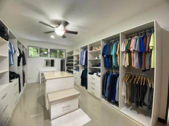 Se vende lujosa casa con patio en La Asunción de Belén 25-888 Se vende lujosa casa con patio en La Asunción de Belén 25-888