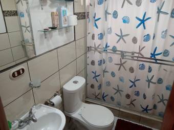 Se vende moderna casa con patio en Guachipelín de Escazú 25-1415 Se vende moderna casa con patio en Guachipelín de Escazú 25-1415