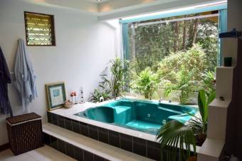 Se espaciosa casa con patio en San Pedro Montes de Oca 22-82 Se espaciosa casa con patio en San Pedro Montes de Oca 22-82