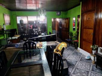 Se vende casa con apartamento en Alajuela Centro 23-427 Se vende casa con apartamento en Alajuela Centro 23-427