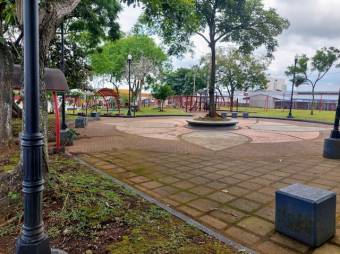 Se vende casa con apartamento en Alajuela Centro 23-427 Se vende casa con apartamento en Alajuela Centro 23-427