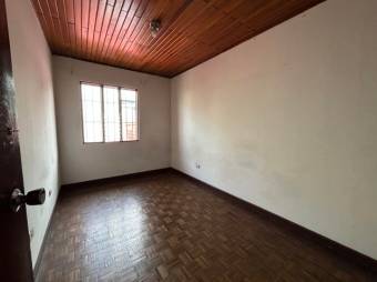 Se vende espaciosa casa con uso mixto en Alajuela Centro 25-1221 Se vende espaciosa casa con uso mixto en Alajuela Centro 25-1221