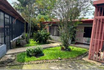 Se vende casa con lote de 657m2 en Alajuela Centro 25-1289 Se vende casa con lote de 657m2 en Alajuela Centro 25-1289