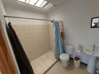 Se vende espaciosa casa con patio en Carrizal Alajuela 25-7 Se vende espaciosa casa con patio en Carrizal Alajuela 25-7