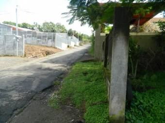 Se vende lote plano con mas de 6,800m2 en Desamparados Alajuela 24-1797 Se vende lote plano con mas de 6,800m2 en Desamparados Alajuela 24-1797