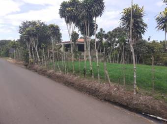 Se vende casa con lote de 930m2 en Desamparados Alajuela 25-189 Se vende casa con lote de 930m2 en Desamparados Alajuela 25-189