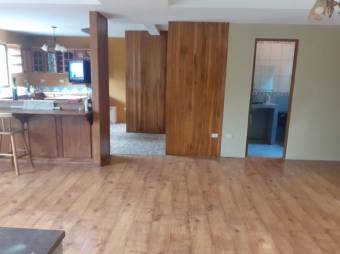 Se vende casa con lote de 930m2 en Desamparados Alajuela 25-189 Se vende casa con lote de 930m2 en Desamparados Alajuela 25-189