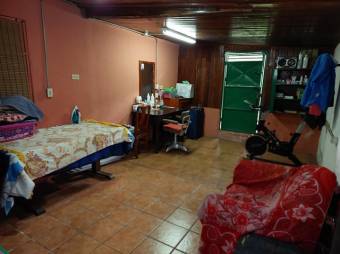 Se vende casa con mas de 1,200m2 en Guácima Alajuela 24-88 Se vende casa con mas de 1,200m2 en Guácima Alajuela 24-88
