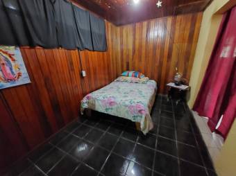 Se vende casa con mas de 1,200m2 en Guácima Alajuela 24-88 Se vende casa con mas de 1,200m2 en Guácima Alajuela 24-88