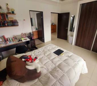 Se vende espaciosa casa en condominio de Guácima Alajuela 25-488 Se vende espaciosa casa en condominio de Guácima Alajuela 25-488