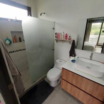 Se vende espaciosa casa en condominio de Guácima Alajuela 25-488 Se vende espaciosa casa en condominio de Guácima Alajuela 25-488