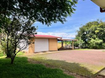 Impresionante vivienda en quinta cerca del centro de San Rafael