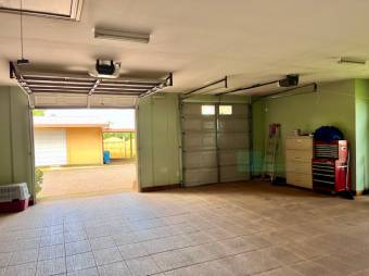 Impresionante vivienda en quinta cerca del centro de San Rafael