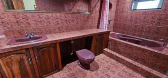 Se vende quinta con 3500m2 en Guácima de Alajuela 25-601