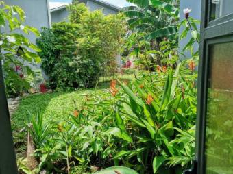 Se vende propiedad con 2 casas en Guácima de Alajuela 25-785 Se vende propiedad con 2 casas en Guácima de Alajuela 25-785